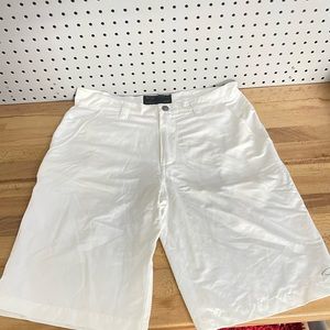 Men’s Oakley Shorts Size 32W
